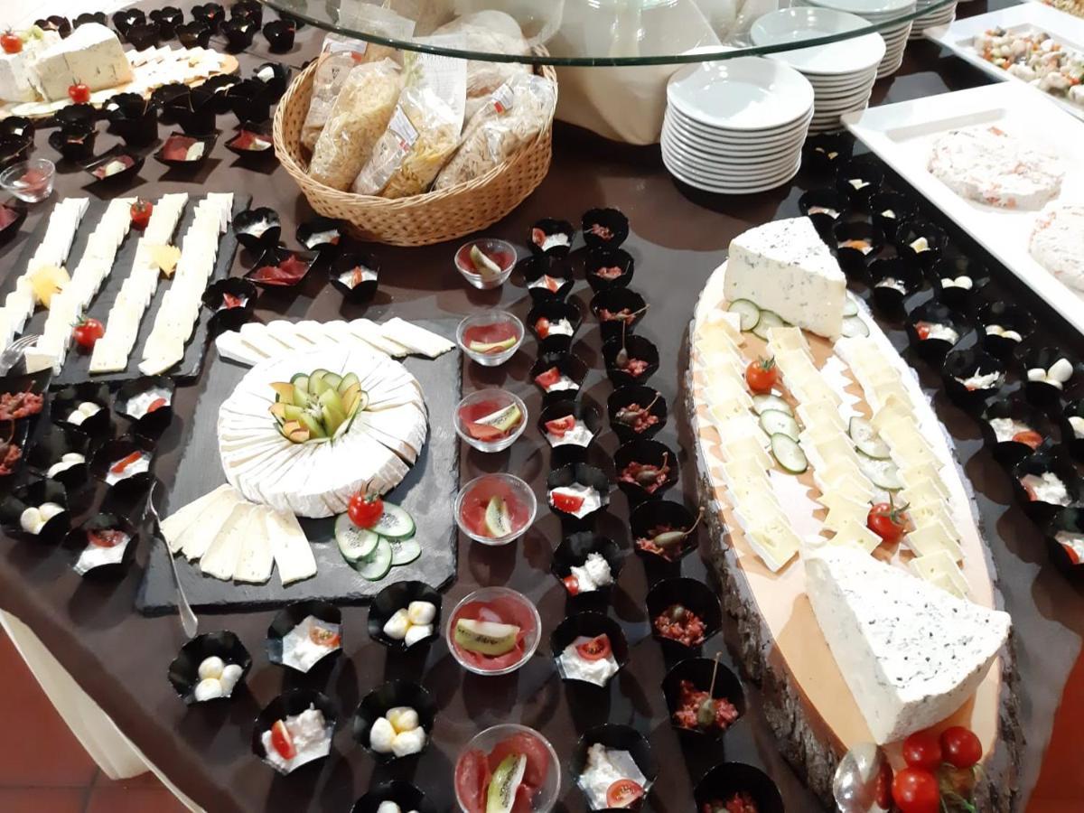 霍尔斯会议温泉乡村度假酒店 阿尔博里亚 外观 照片